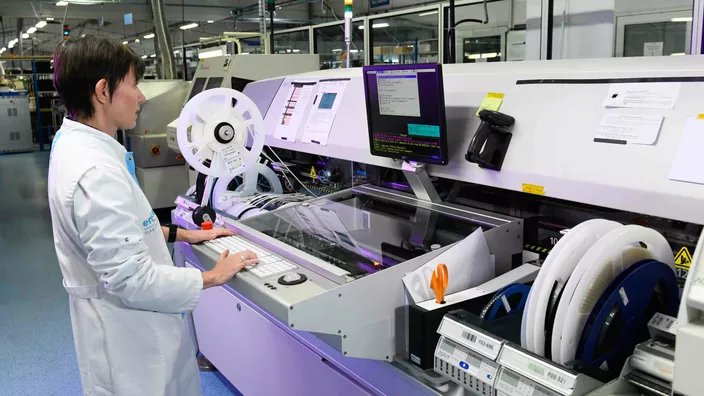 A14f7320fbfec12f0b5b0981be55ee3c2ccf433a903f7b5f7a98ec812b278a59