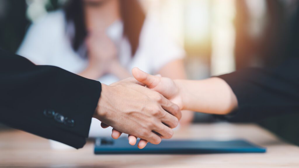 Businessmen Shaking Hands To Indicate A Business Deal ,successful Contract Management Of Company ,successful Negotiations ,business Partnership Meeting ,business Partner Connection ,joint Venture